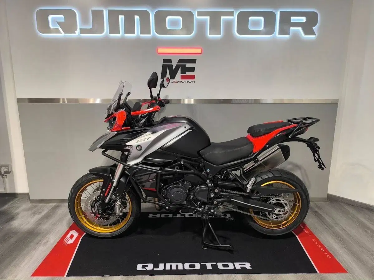 QJ Motor SRT 900 SX (2025 - 26)