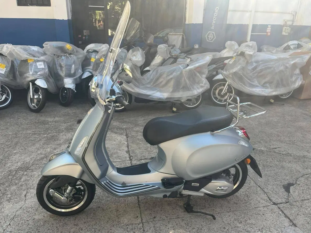 Vespa Primavera 150 S (2023 - 25) (2)