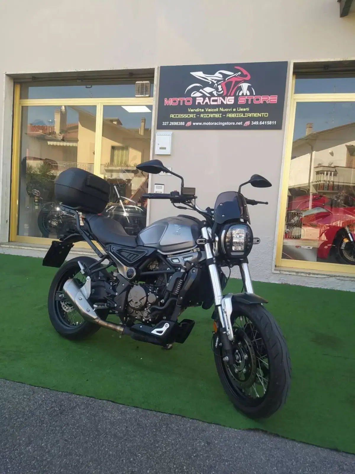 Voge Trofeo 300AC (2021 - 26) (2)