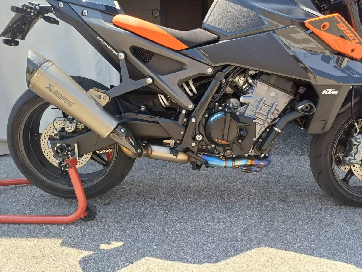 KTM 990 Duke (2024 - 26) (3)