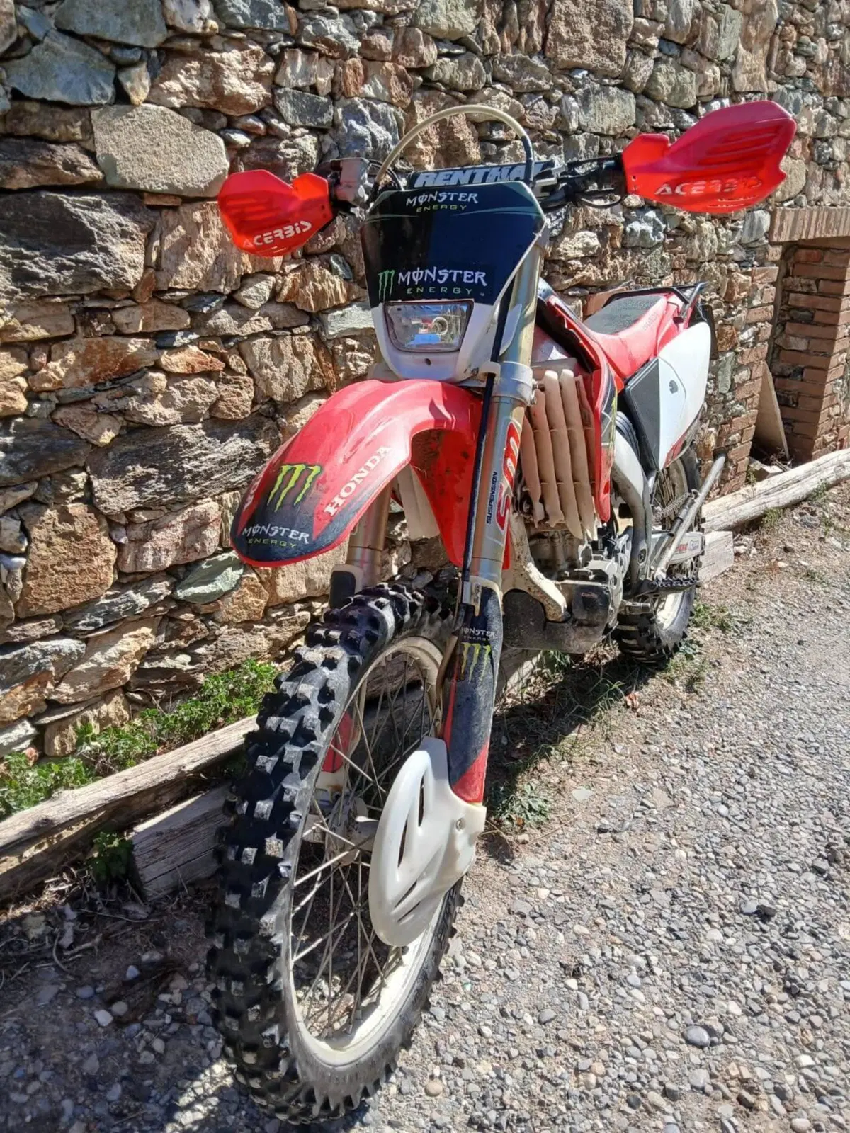 Honda CRF 250R (2008) (3)