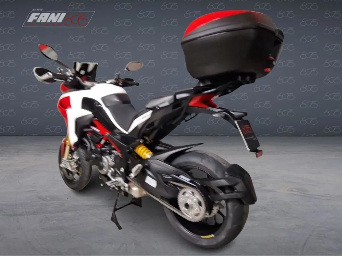 Ducati Multistrada 1260 Pikes Peak (2018 - 20) (4)