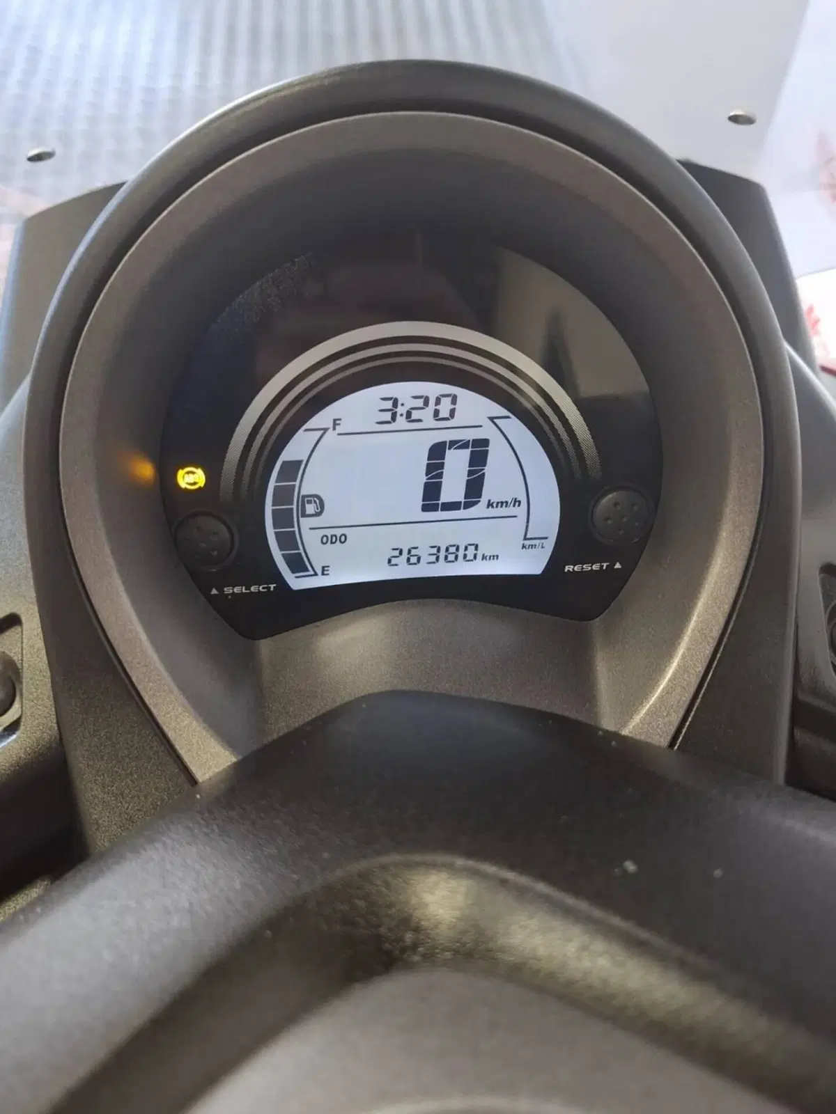 Yamaha N-Max 155 (2017 - 20) (4)