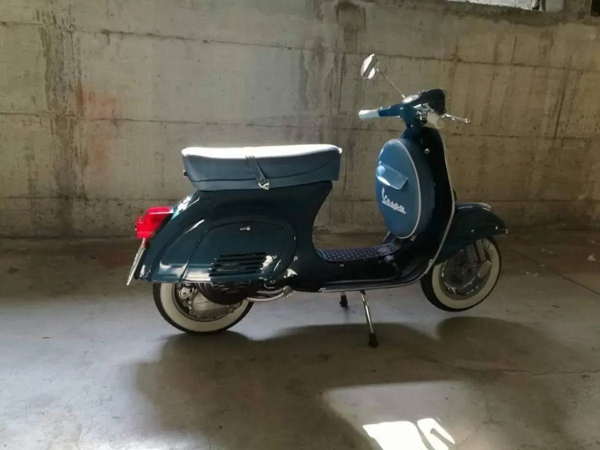 Piaggio Vespa et3 (3)