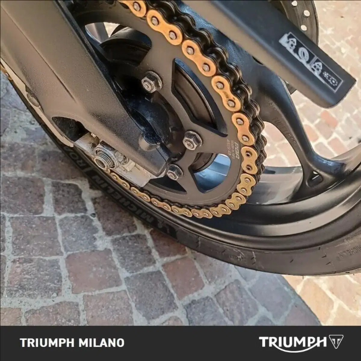 Triumph Street Triple 765 RS (2023 - 26) (4)