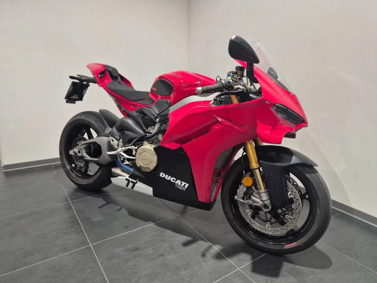 Ducati Panigale V4 S (2025 - 26) (2)