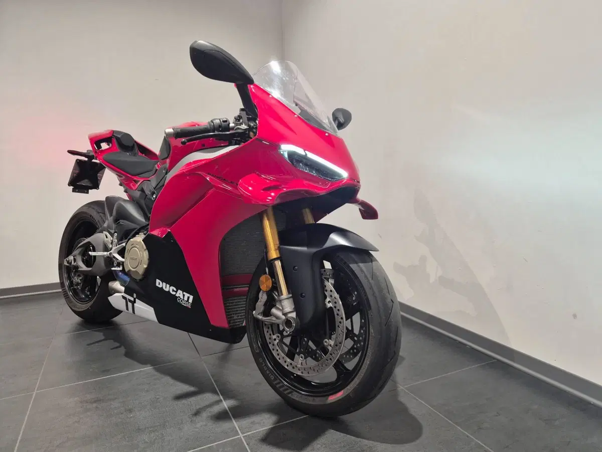 Ducati Panigale V4 S (2025 - 26) (3)