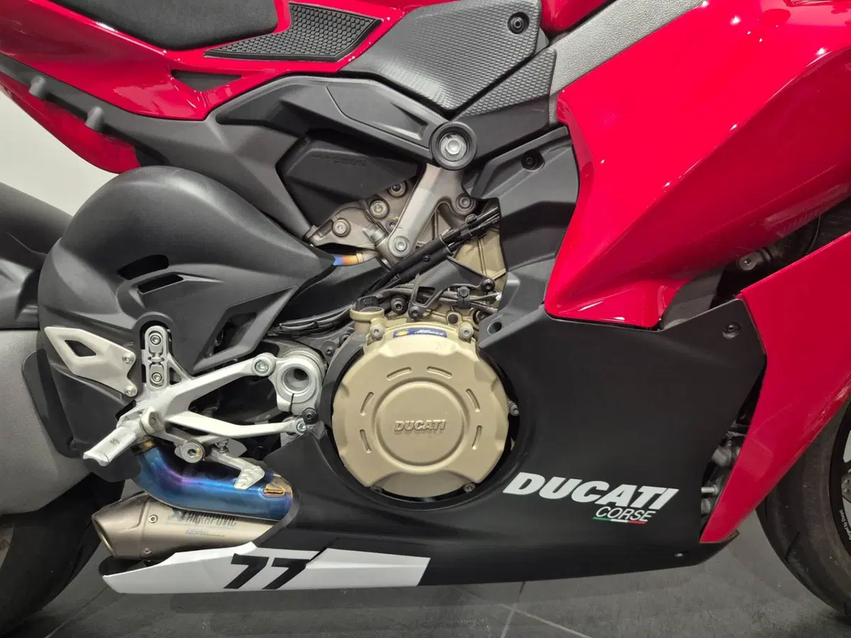 Ducati Panigale V4 S (2025 - 26) (13)