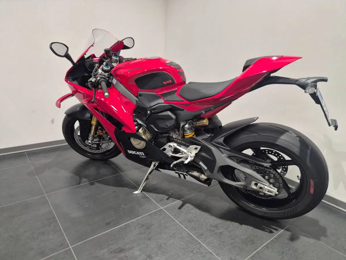 Ducati Panigale V4 S (2025 - 26) (5)