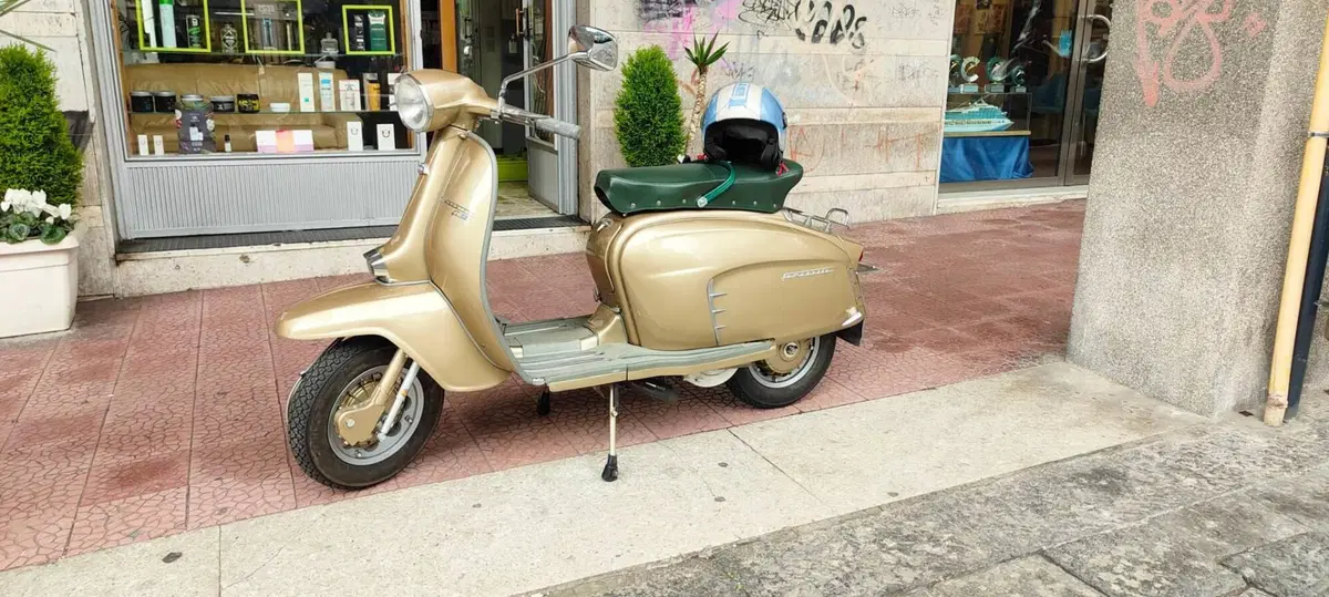 Innocenti golden 150 (5)