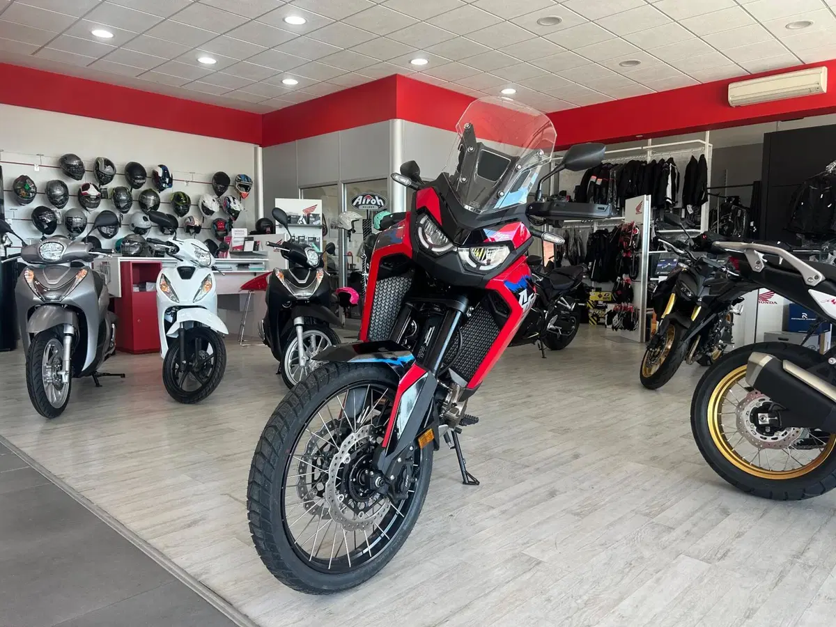 Honda Africa Twin CRF 1100L (2024 - 26) (5)