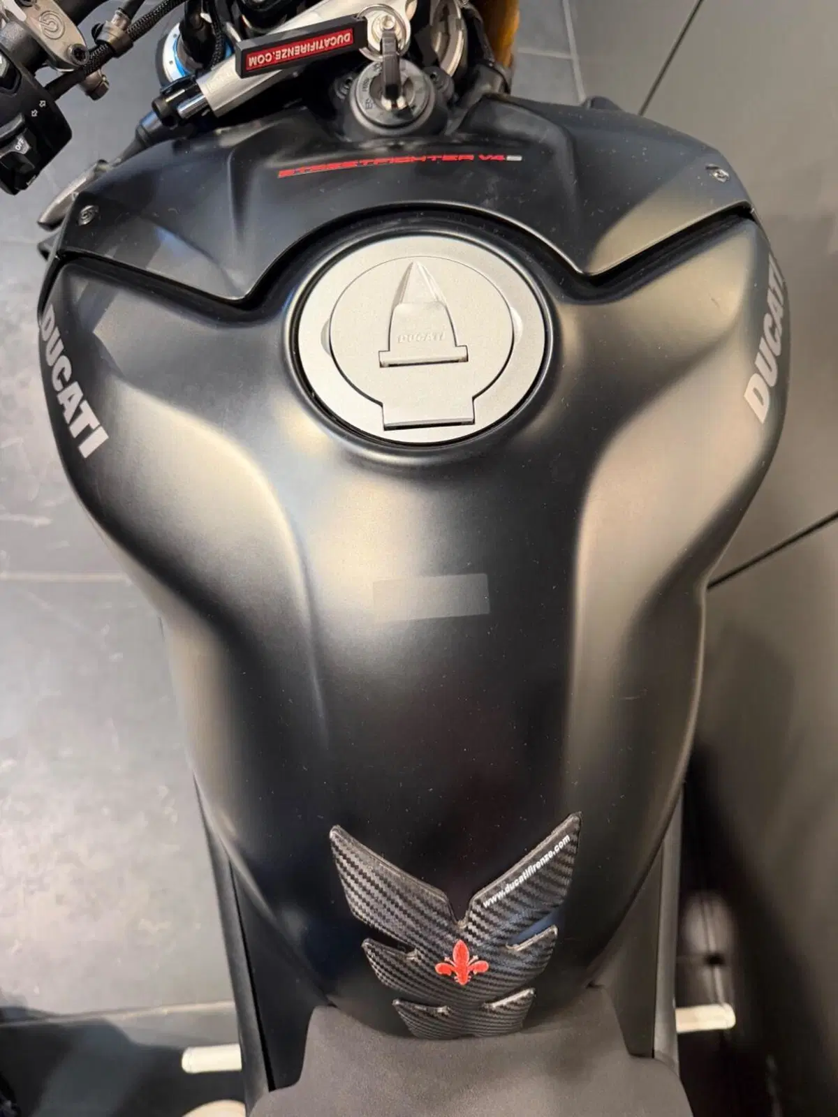Ducati Streetfighter V4 1100 S (2021 - 22) (11)