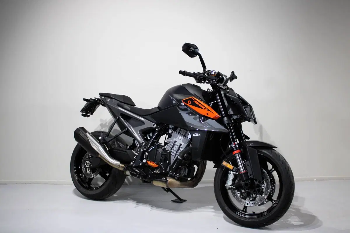 KTM 990 Duke (2024 - 26) (2)