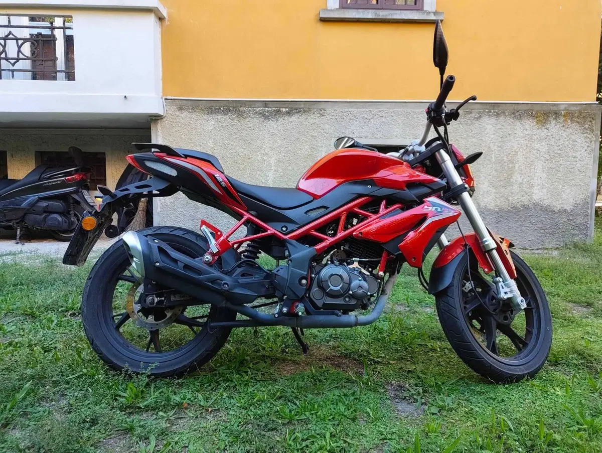 Benelli BN 125 (2018 - 20) (2)