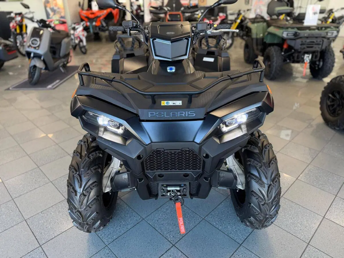 Polaris Sportsman 570 EPS Black Edition (2023 - 26) (2)