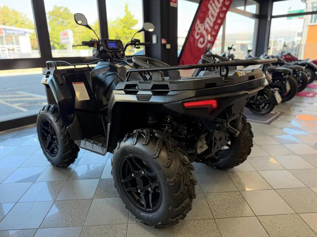 Polaris Sportsman 570 EPS Black Edition (2023 - 26) (4)