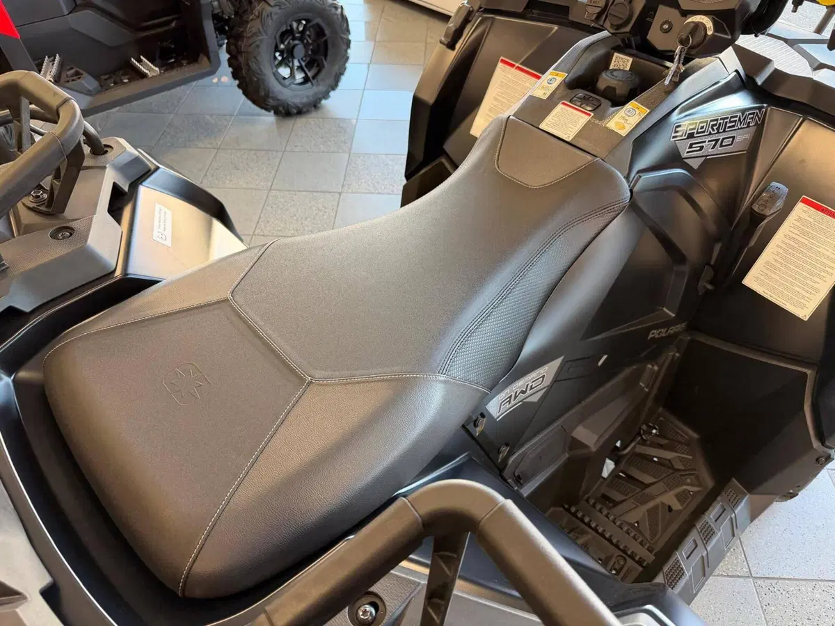 Polaris Sportsman 570 EPS Black Edition (2023 - 26) (7)