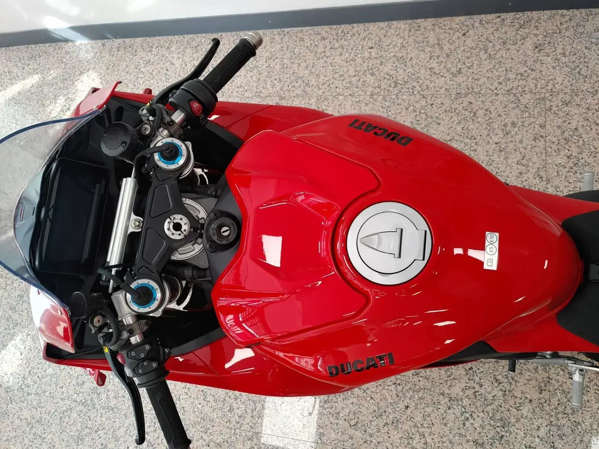 Ducati Panigale V4 S (2025 - 26) (4)