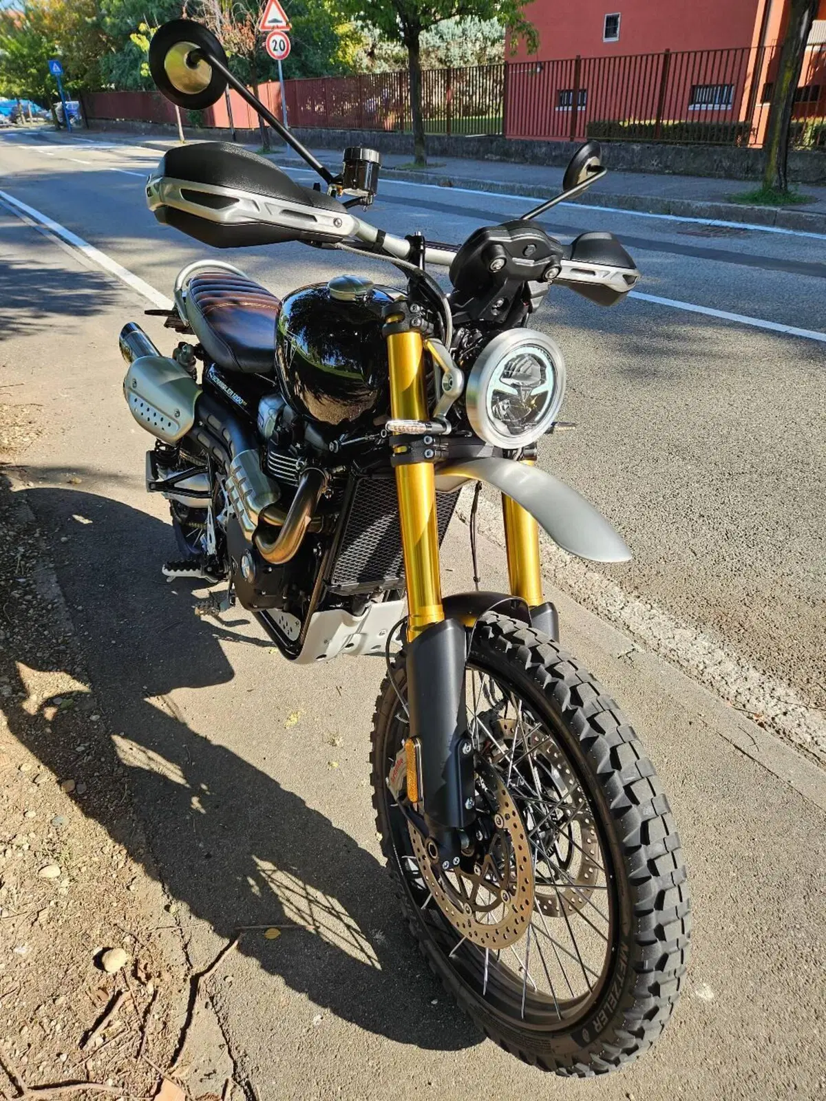 Triumph Scrambler 1200 XE (2026) (5)