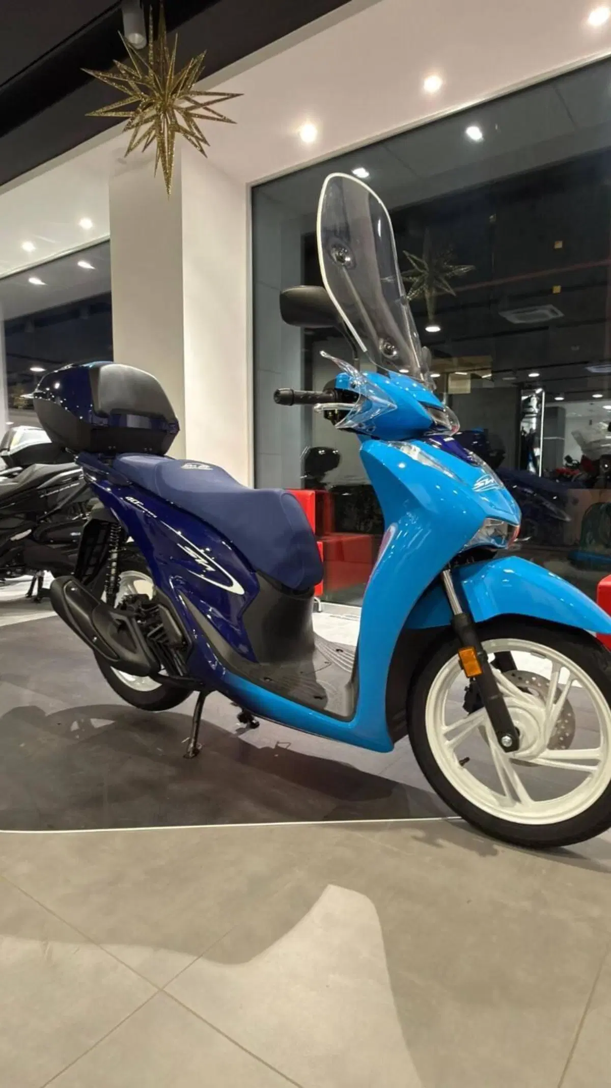 Honda SH 125i (2024 - 25) (6)