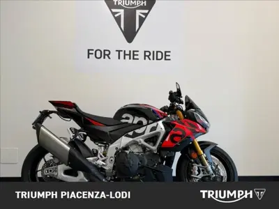 Aprilia Tuono V4 Factory (2021 - 24) usata