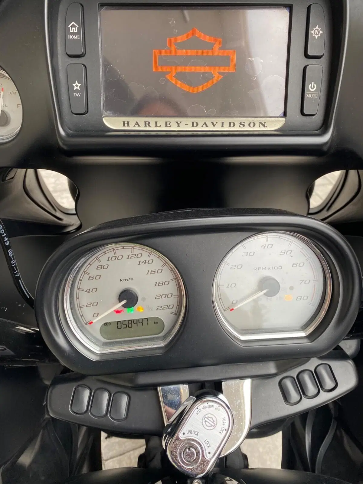 Harley-Davidson 107 Road Glide Special (2017 - 18) - FLTRXS (5)