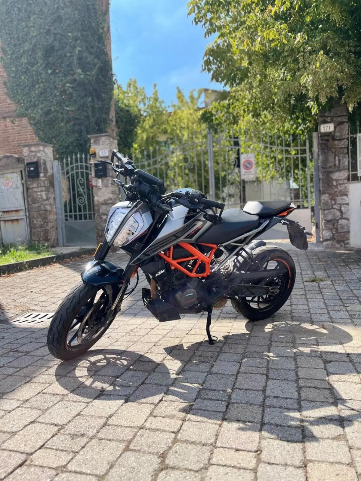 KTM 125 Duke (2021 - 23) (2)