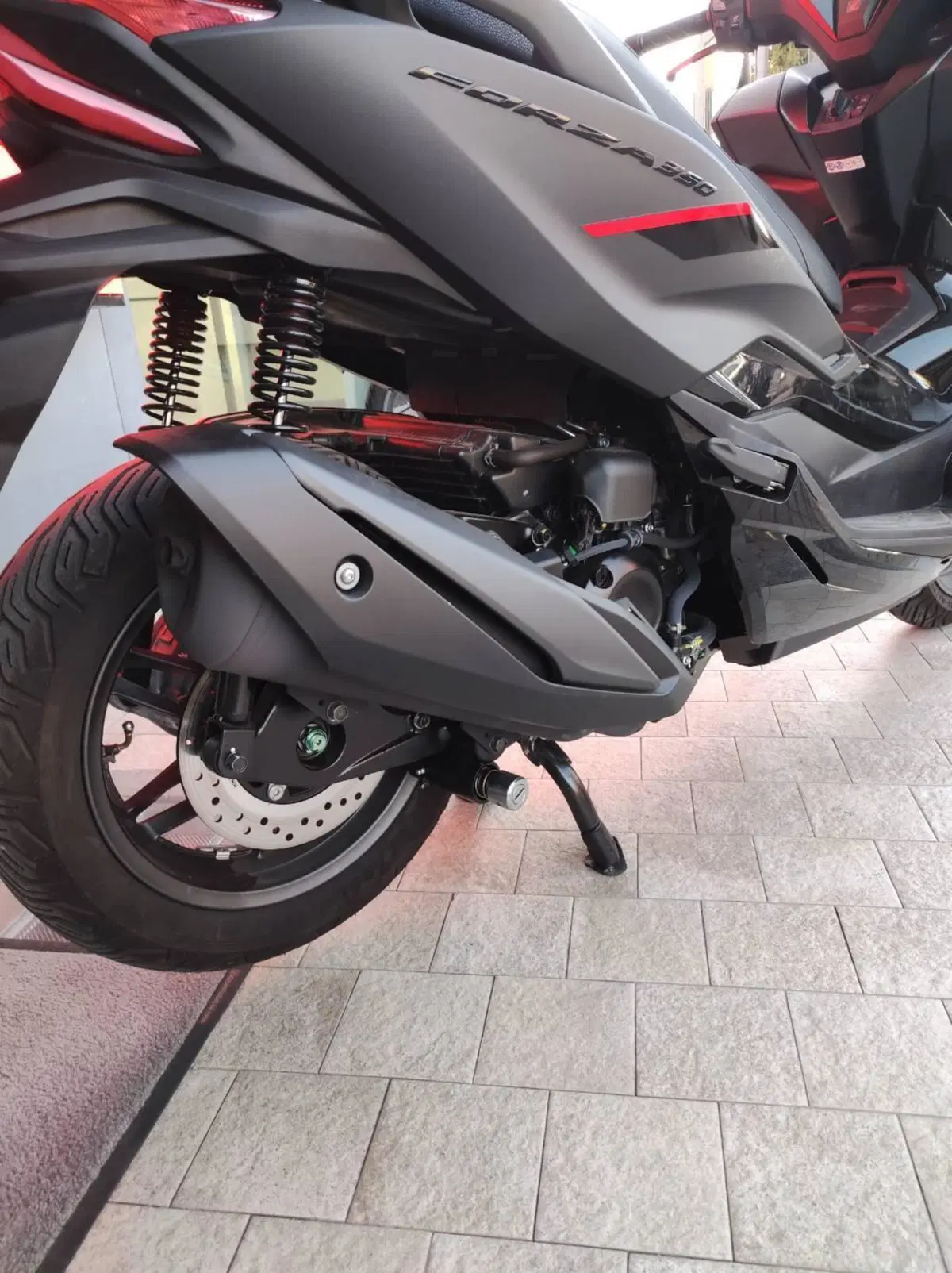 Honda Forza 350 Deluxe (2025 - 26) (7)
