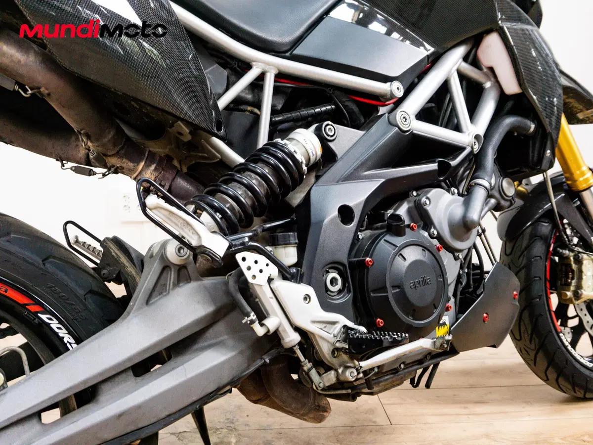 Aprilia Dorsoduro 750 (2009 - 14) (4)