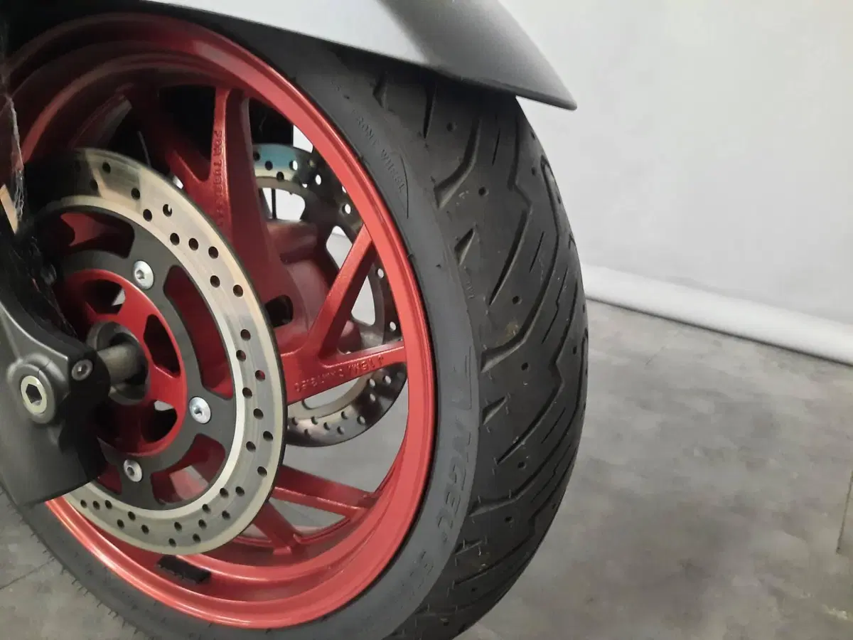 Suzuki Burgman AN 400 (2017 - 20) (7)