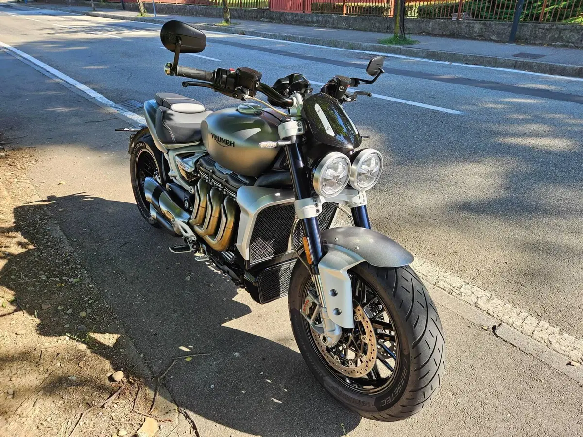 Triumph Rocket 3 R (2021 - 24) (5)
