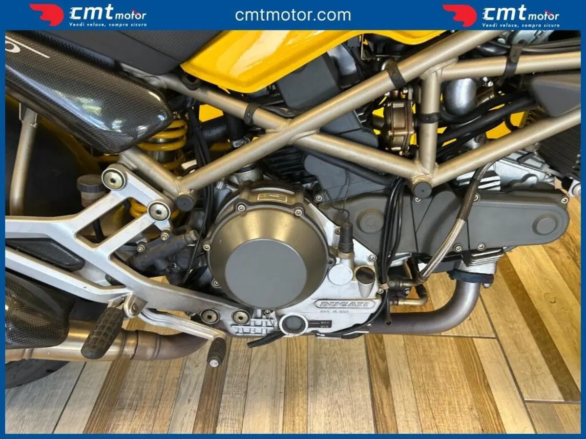 Ducati Monster 900 (1997 - 98) (4)