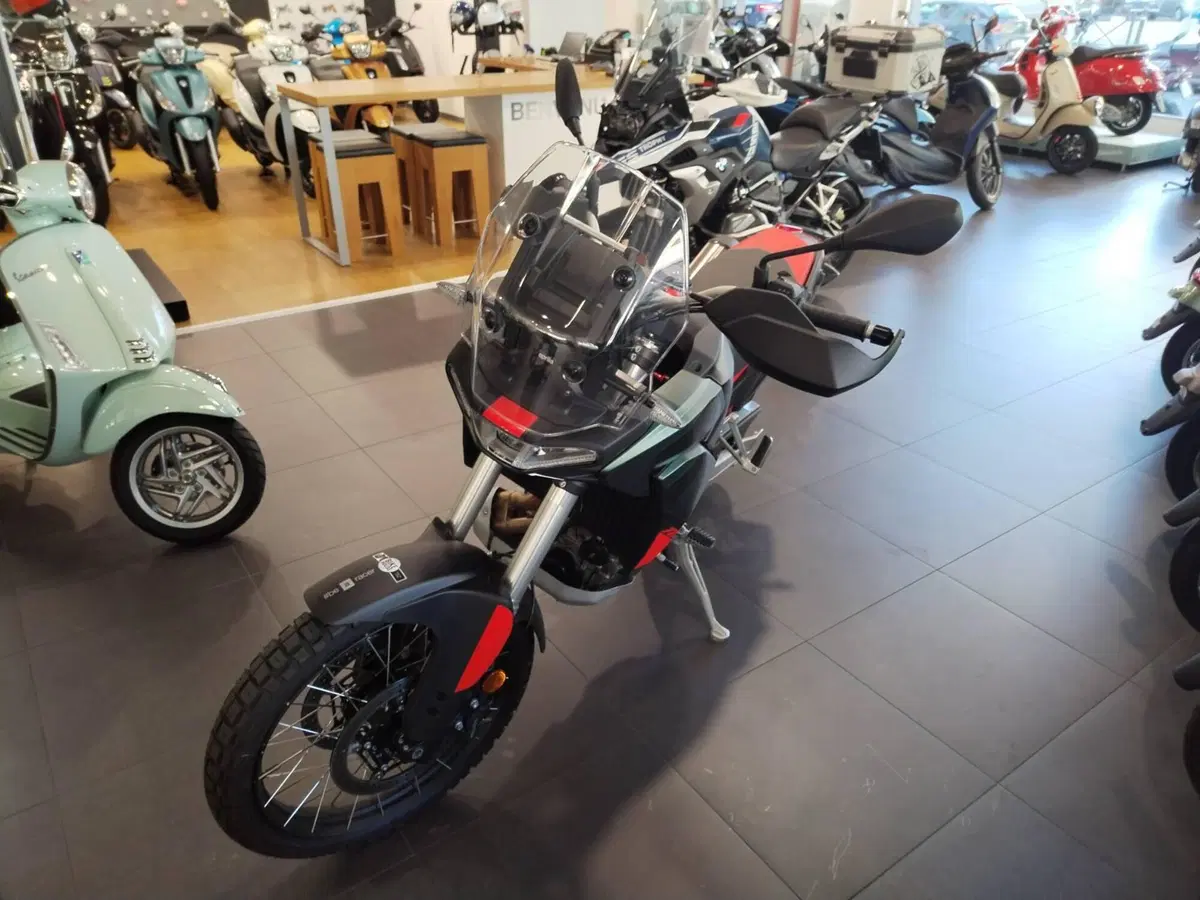 Aprilia Tuareg 660 (2025 - 26) (5)