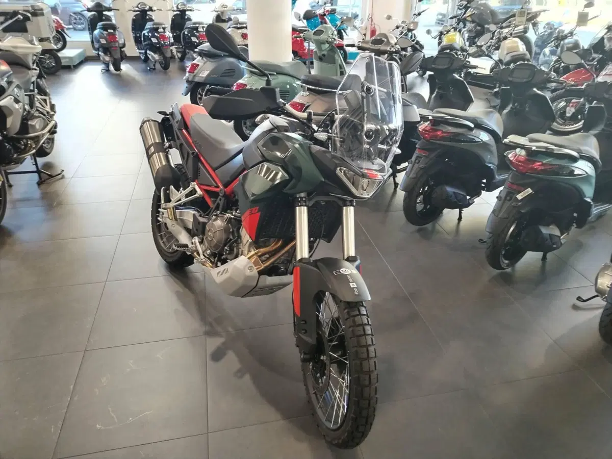 Aprilia Tuareg 660 (2025 - 26) (6)