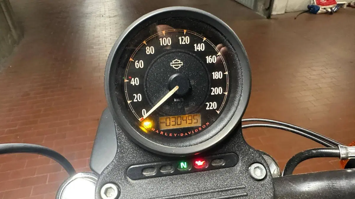 Harley-Davidson 883 R (2008 - 16) - XL 883R (4)