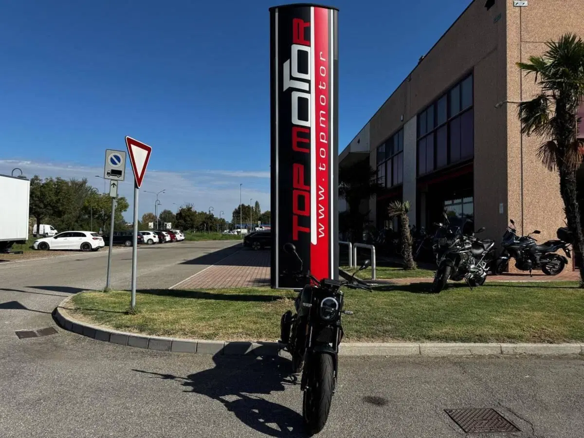 Benelli Leoncino 125 (2022 - 25) (2)