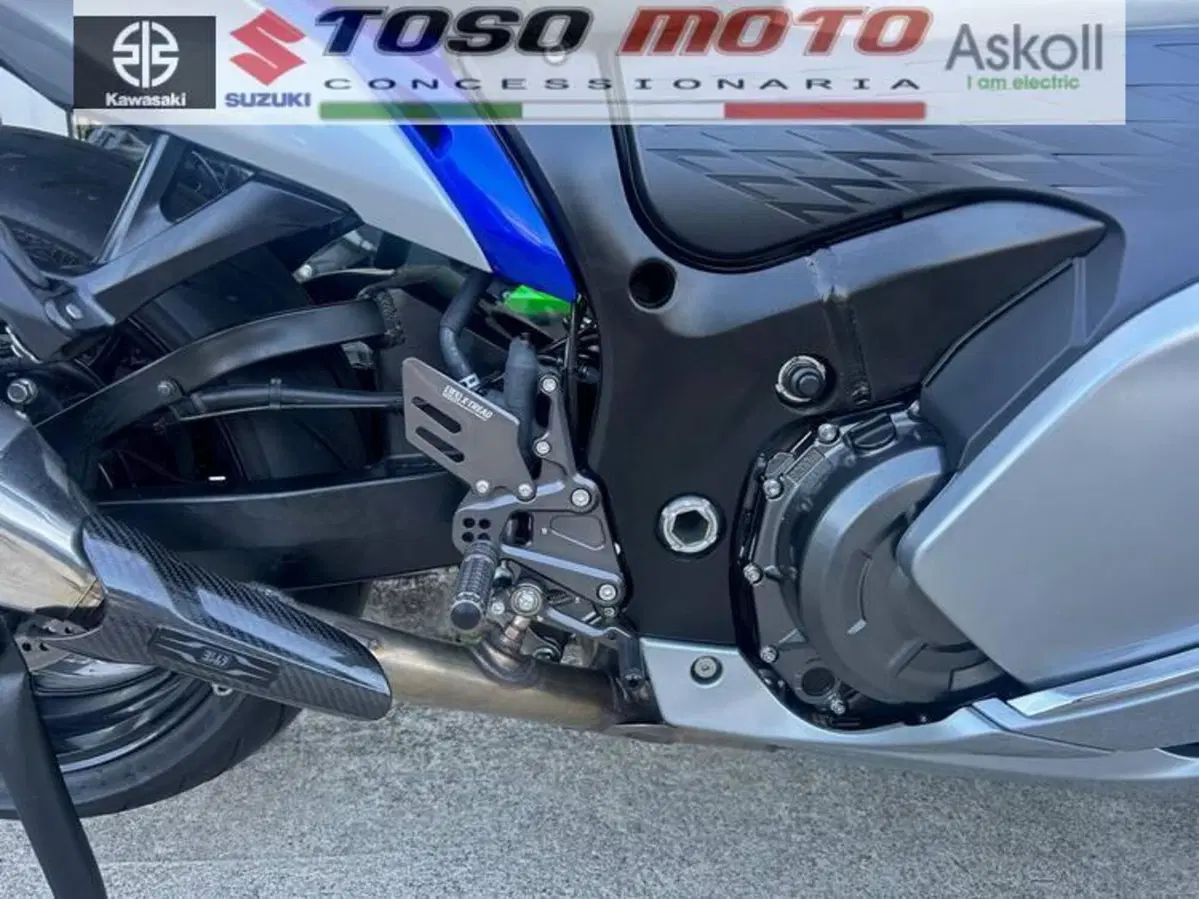 Suzuki GSX 1300 R Hayabusa (2025) (10)