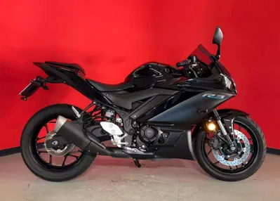 Yamaha YZF R3 (2021 - 24) usata