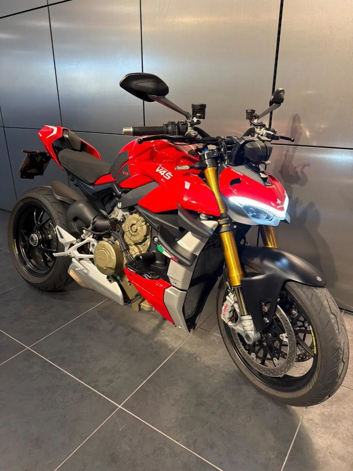 Ducati Streetfighter V4 1100 S (2021 - 22) (4)