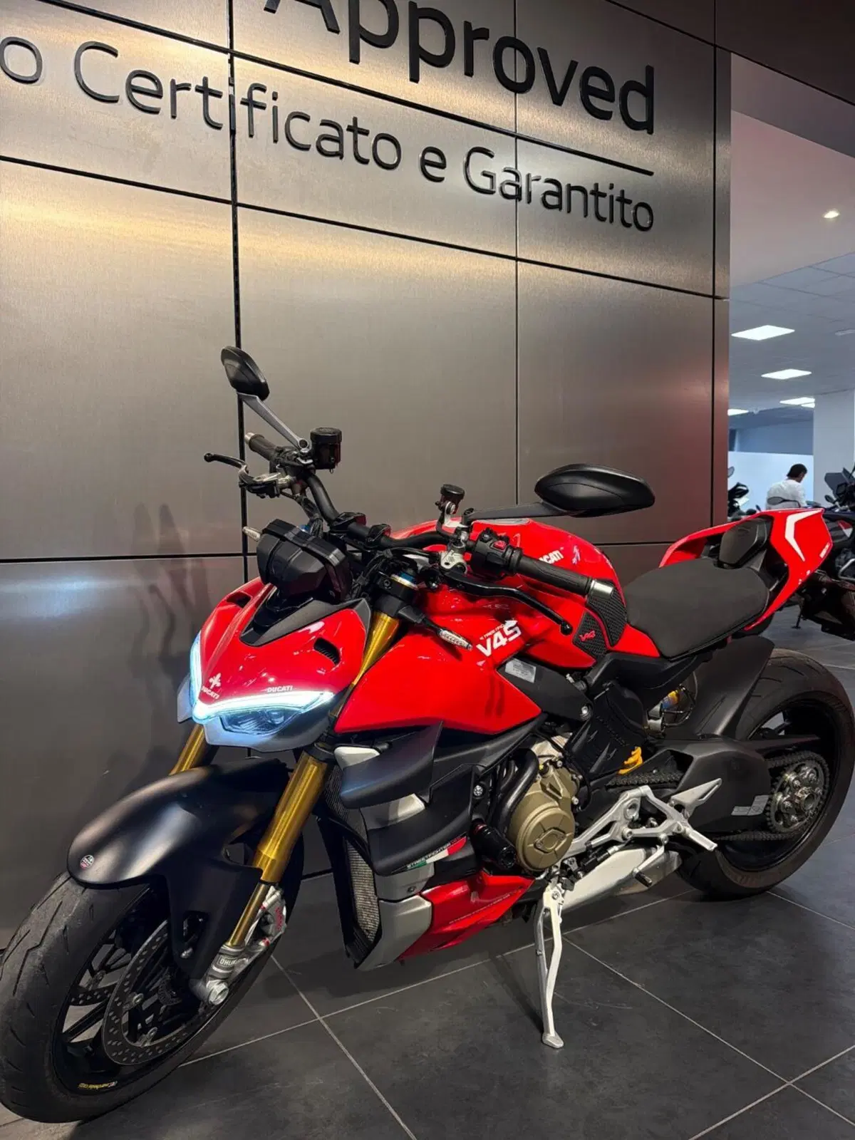 Ducati Streetfighter V4 1100 S (2021 - 22) (3)