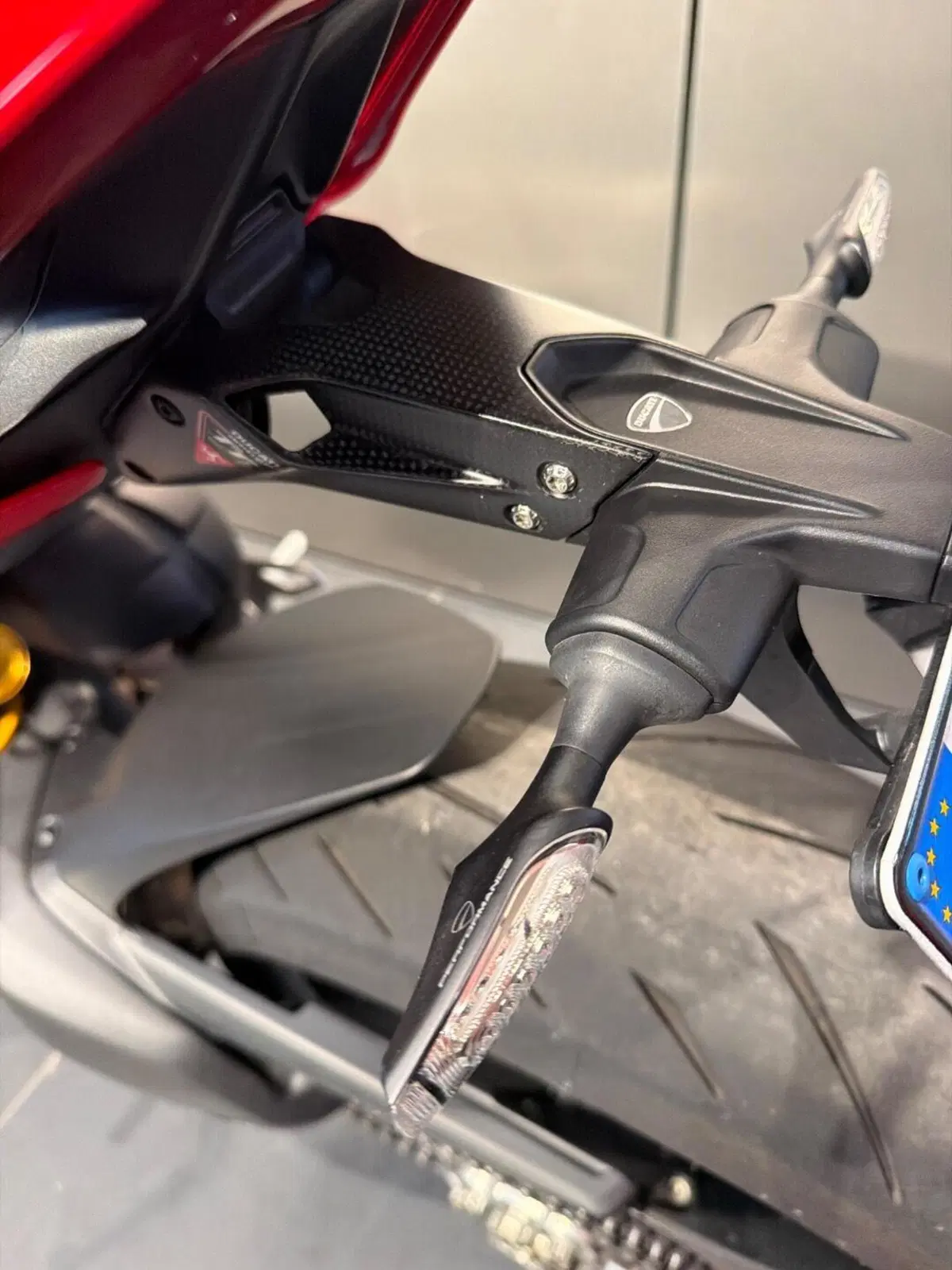 Ducati Streetfighter V4 1100 S (2021 - 22) (18)