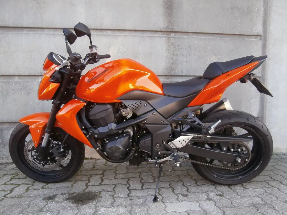 Kawasaki Z 750 (2007 - 14) (2)