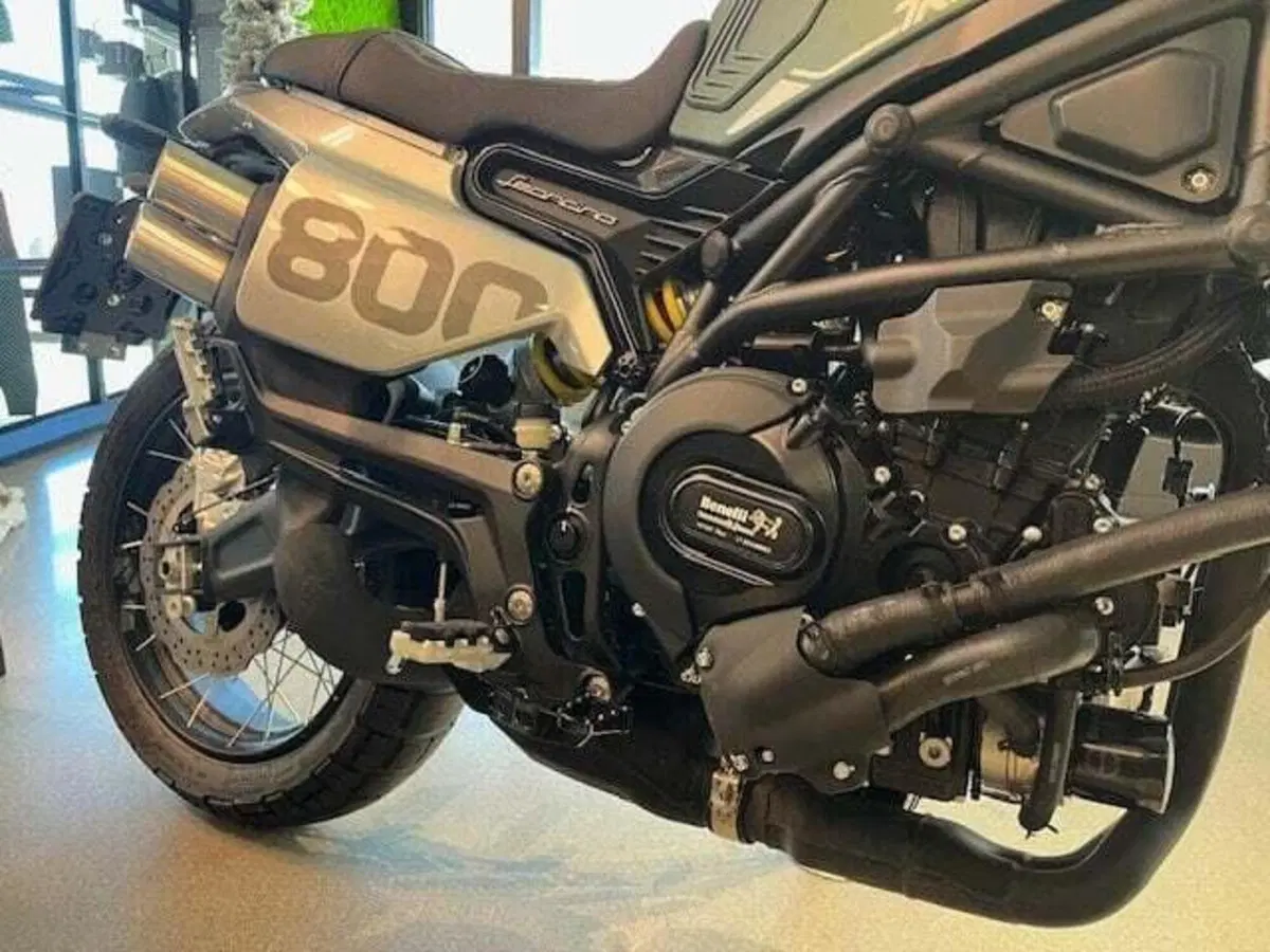 Benelli Leoncino 800 Trail (2022 - 26) (5)