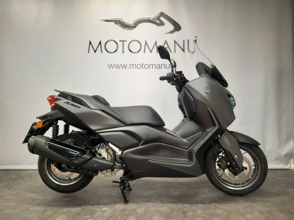 Yamaha X-Max 300 (2025 - 26)