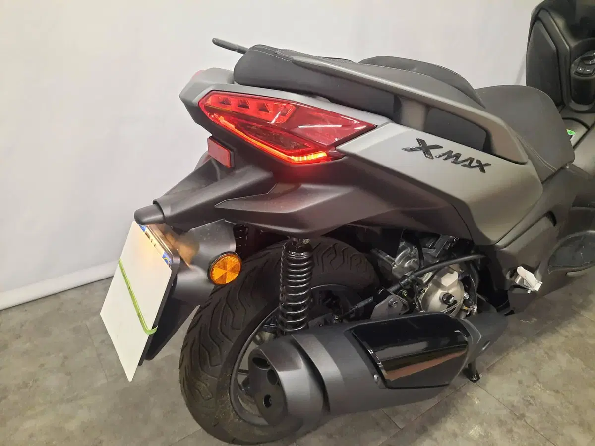 Yamaha X-Max 300 (2025 - 26) (6)