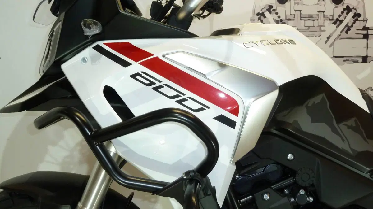 Cyclone RX600 (2025 - 26) (3)