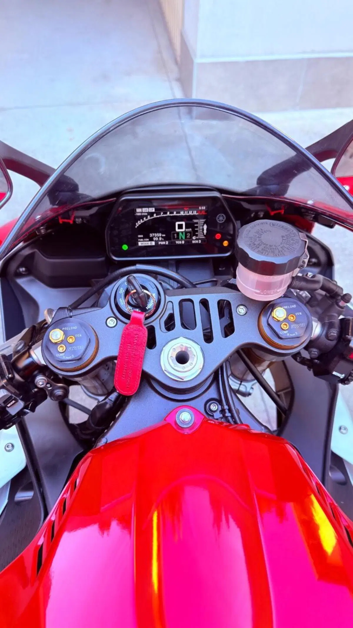 Yamaha YZF R1 (2015 - 16) (3)