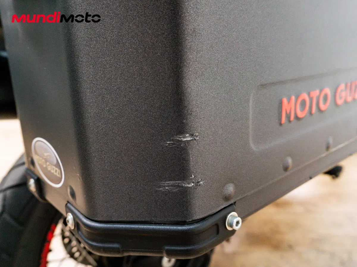 Moto Guzzi V85 TT Travel (2020) (13)
