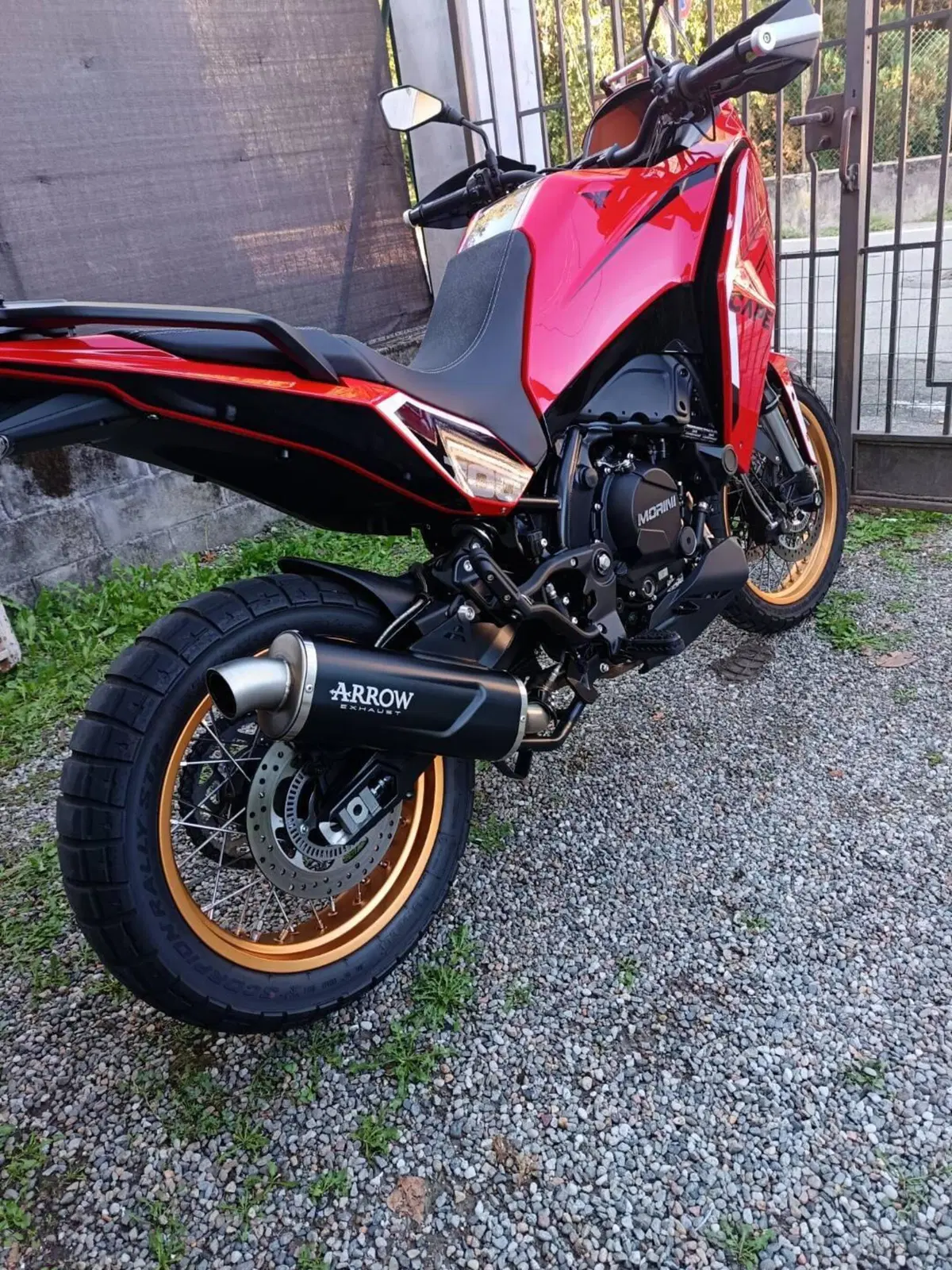 Moto Morini X-Cape 700 Gold Edition (2025 - 26) (5)