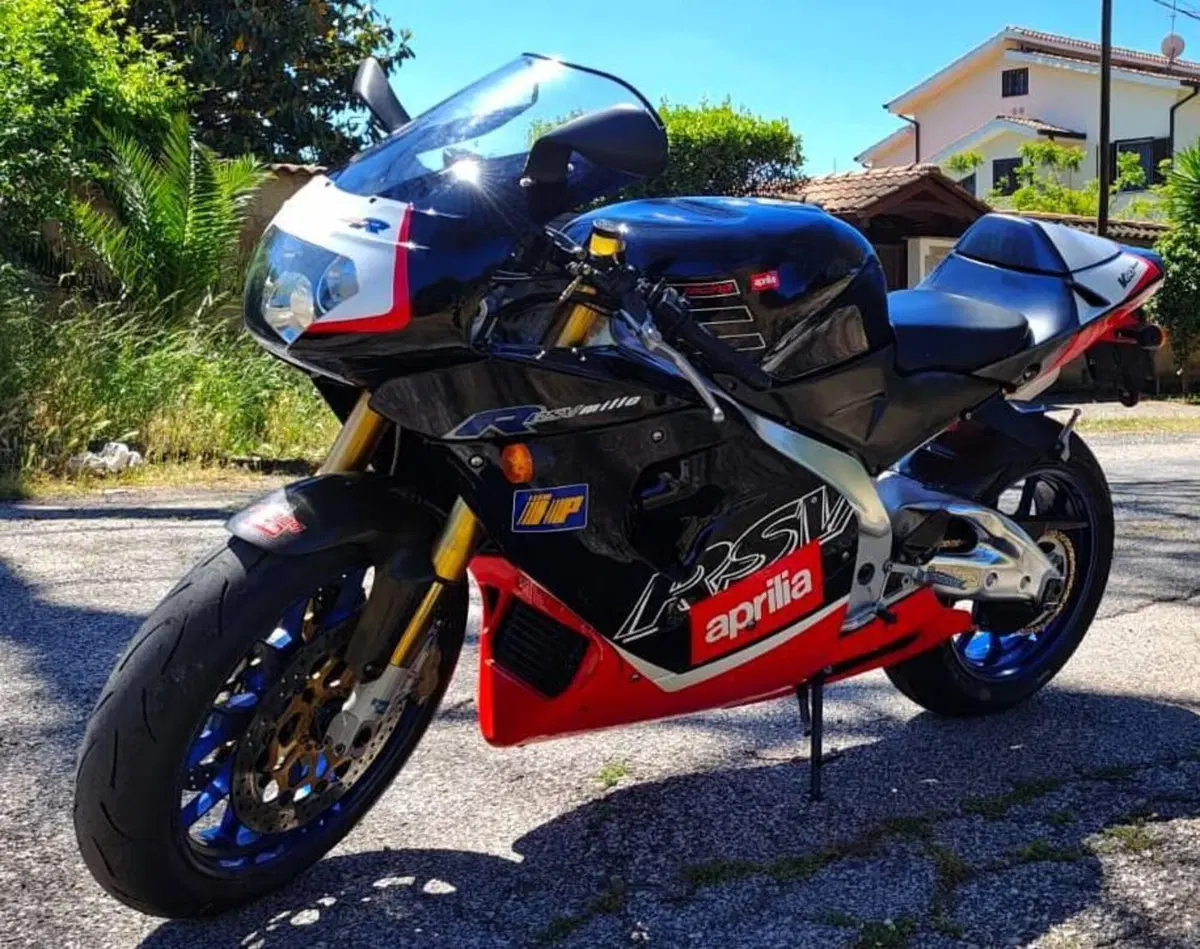 Aprilia RSV 1000 R (2000 -  01) (3)